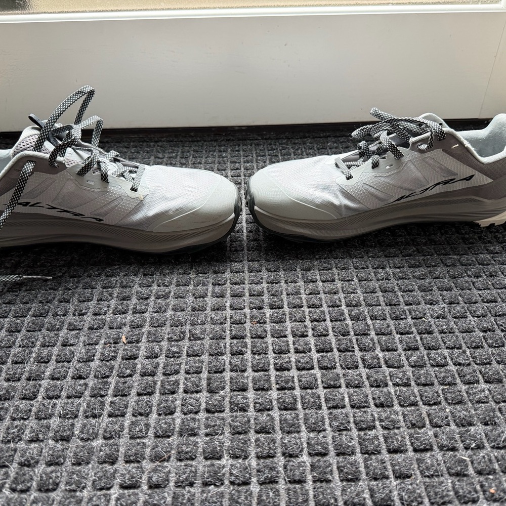 Altra Men's Lone Peak 9 Gray - 10.5 - Picture 4 of 4